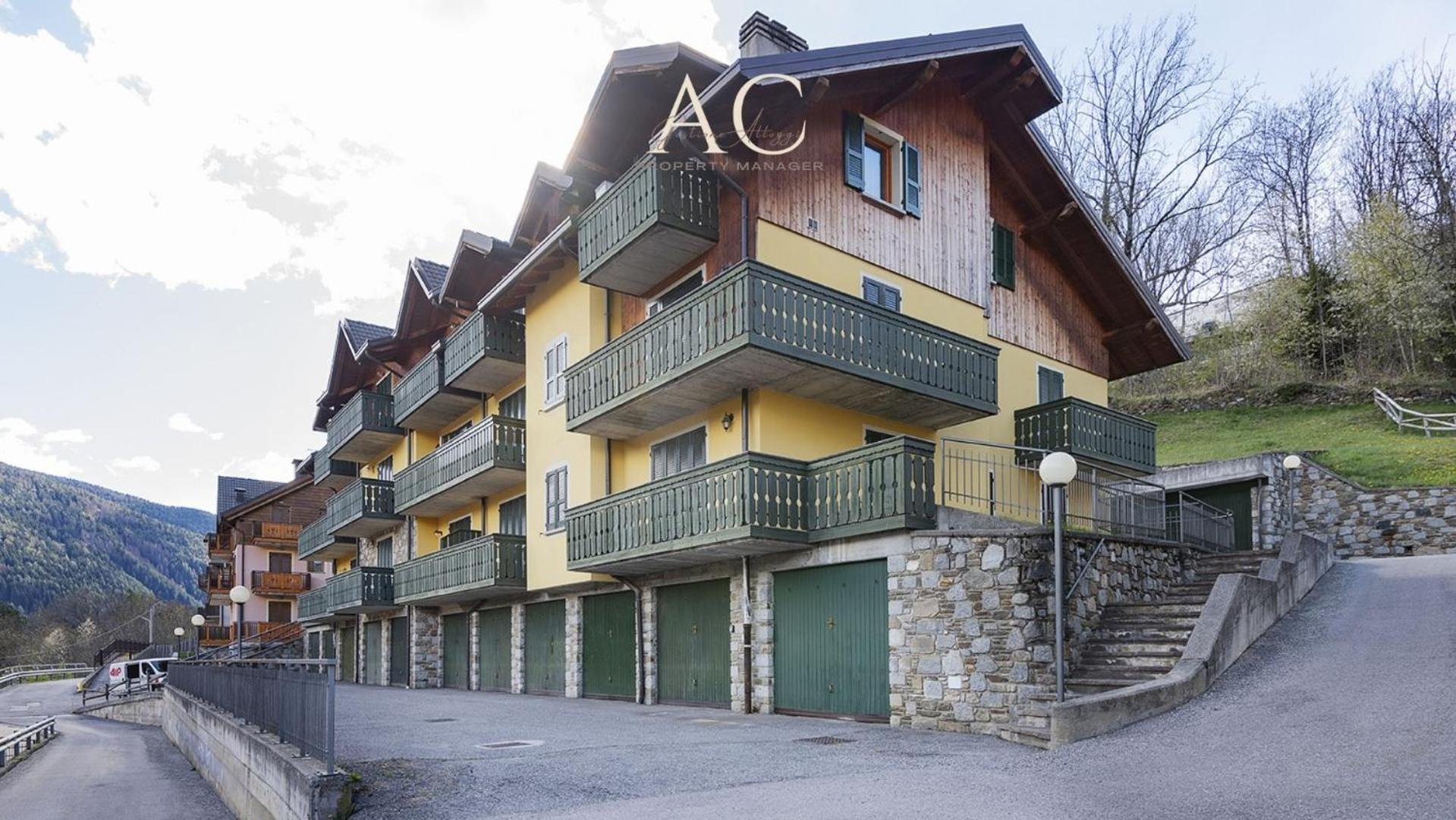 Sunshine Apartment Vione Exterior photo